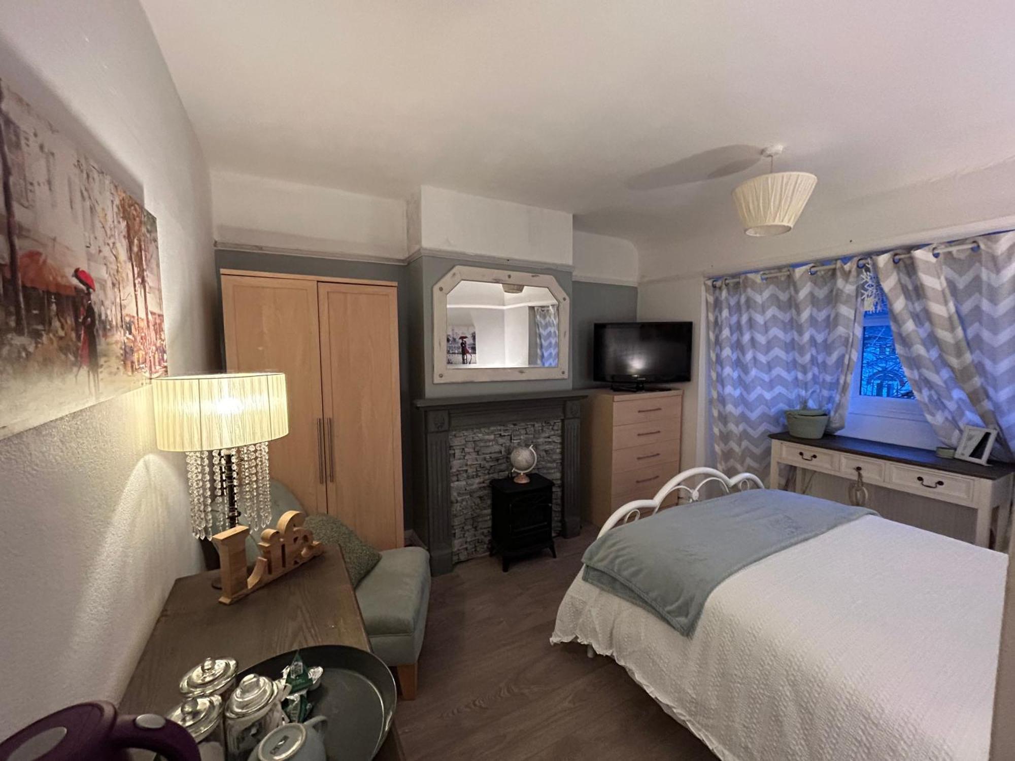 Ferienwohnung Redditch Rest Near Town Centre & Transport Links Exterior foto
