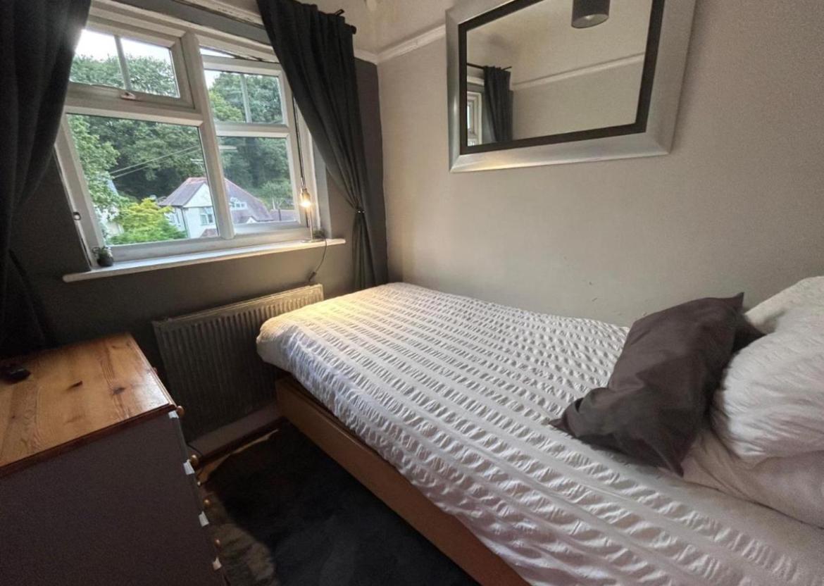Ferienwohnung Redditch Rest Near Town Centre & Transport Links Exterior foto